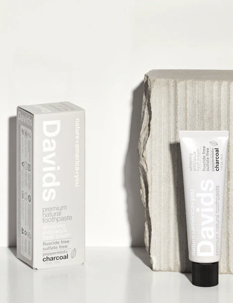 TOOTHPASTE 50G DAVIDS TRAVEL SIZE CHARCOAL – Nature Sante